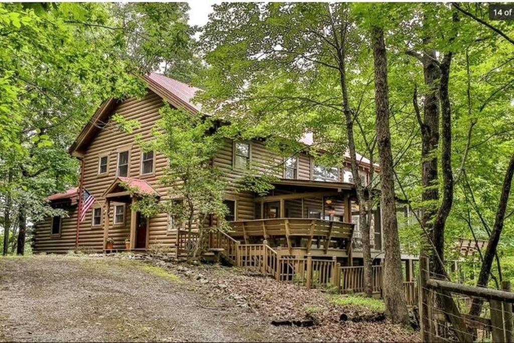 Blue Ridge Bliss- Spacious Cabin, Pets, Hot Tub! 外观 照片