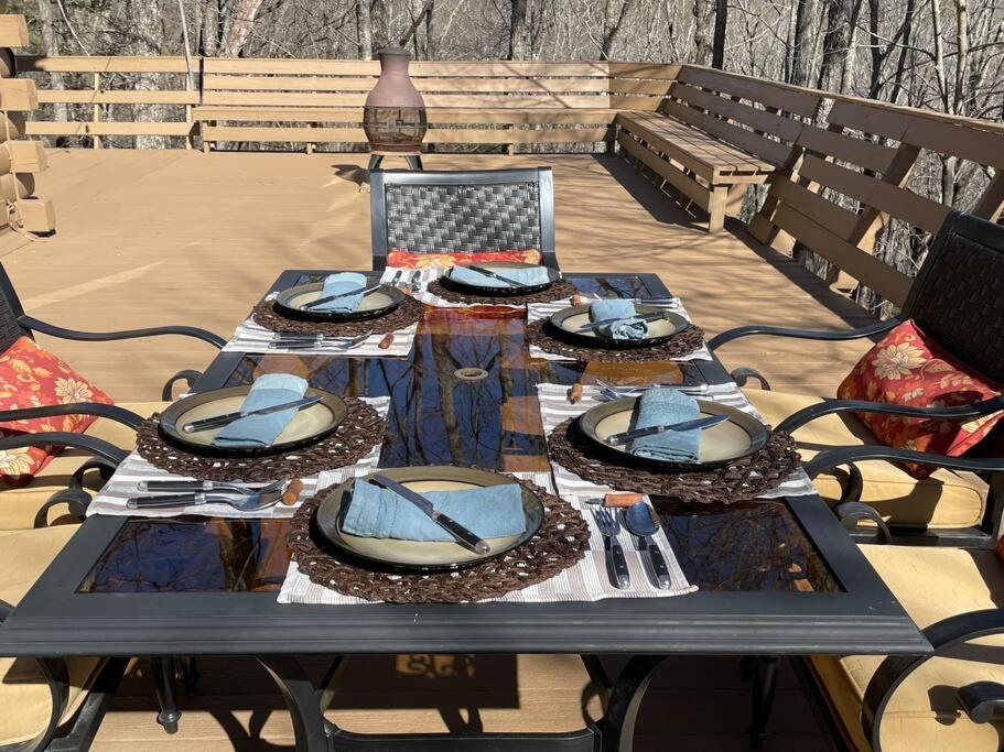Blue Ridge Bliss- Spacious Cabin, Pets, Hot Tub! 外观 照片